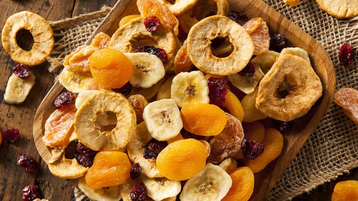 میوه خشک صادراتی موجب تنظیم وزن با قد می شود